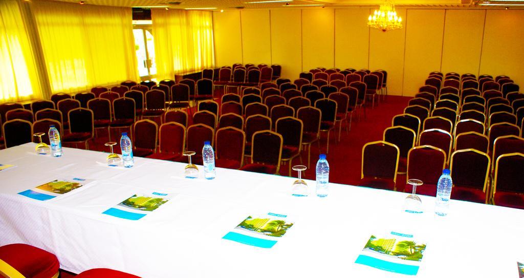 Hotel Sawa Douala Esterno foto