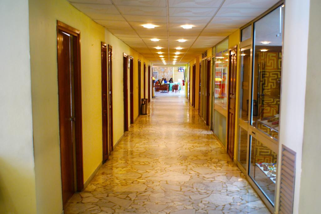 Hotel Sawa Douala Esterno foto