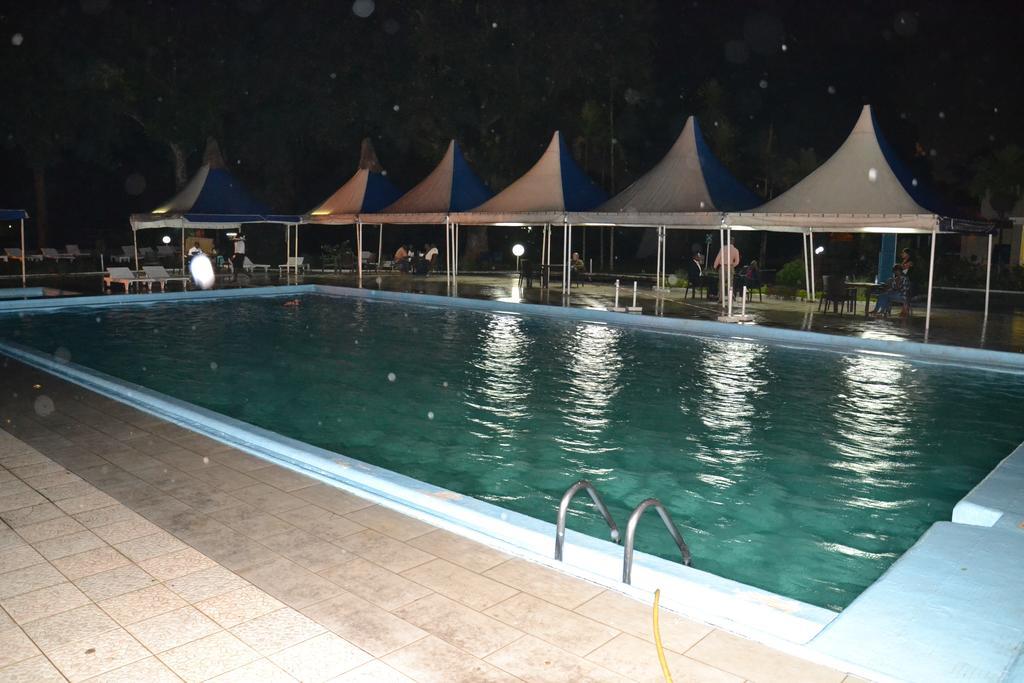 Hotel Sawa Douala Esterno foto