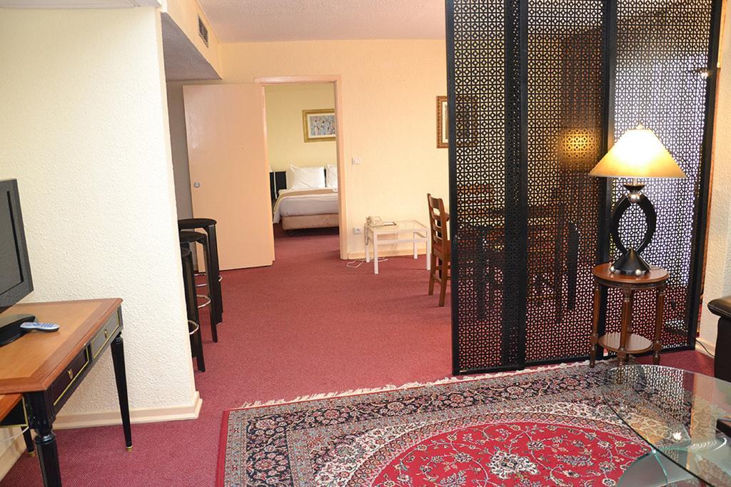 Hotel Sawa Douala Esterno foto