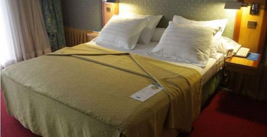 Hotel Sawa Douala Esterno foto
