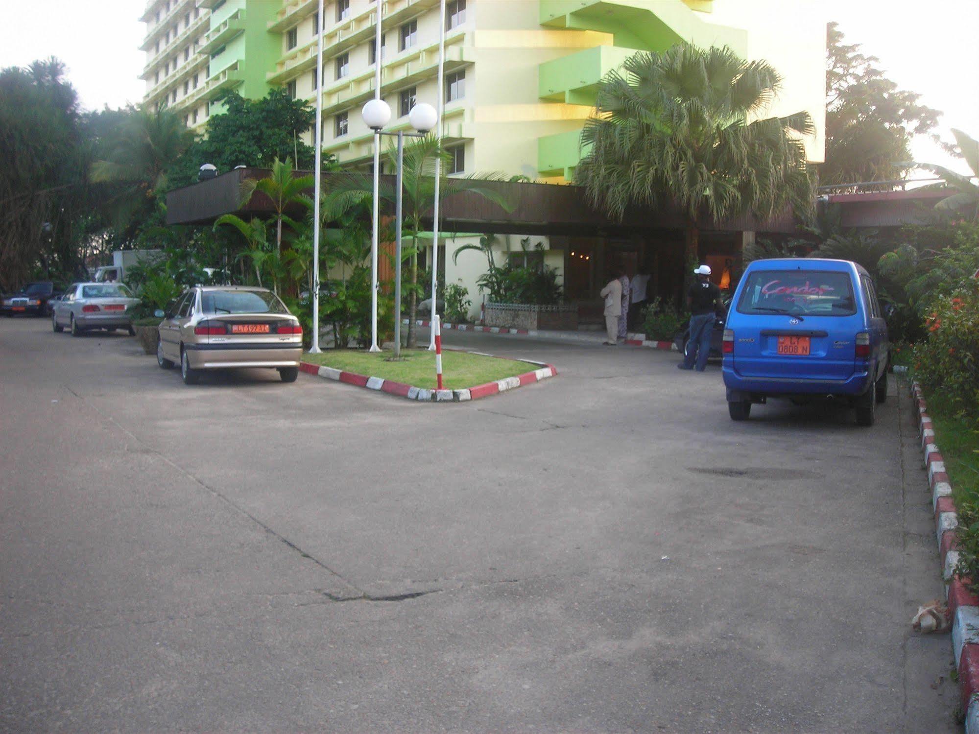 Hotel Sawa Douala Esterno foto