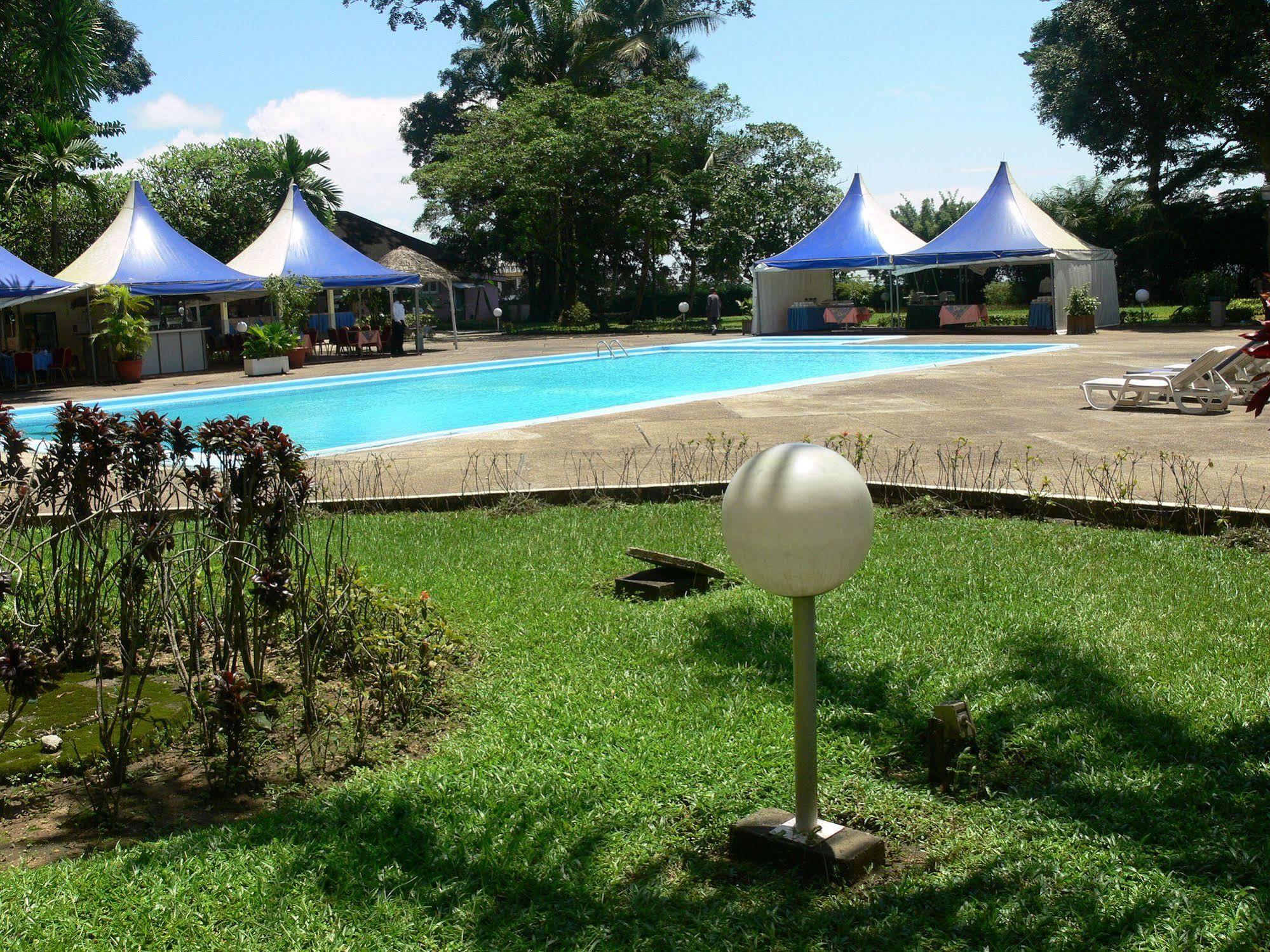 Hotel Sawa Douala Esterno foto