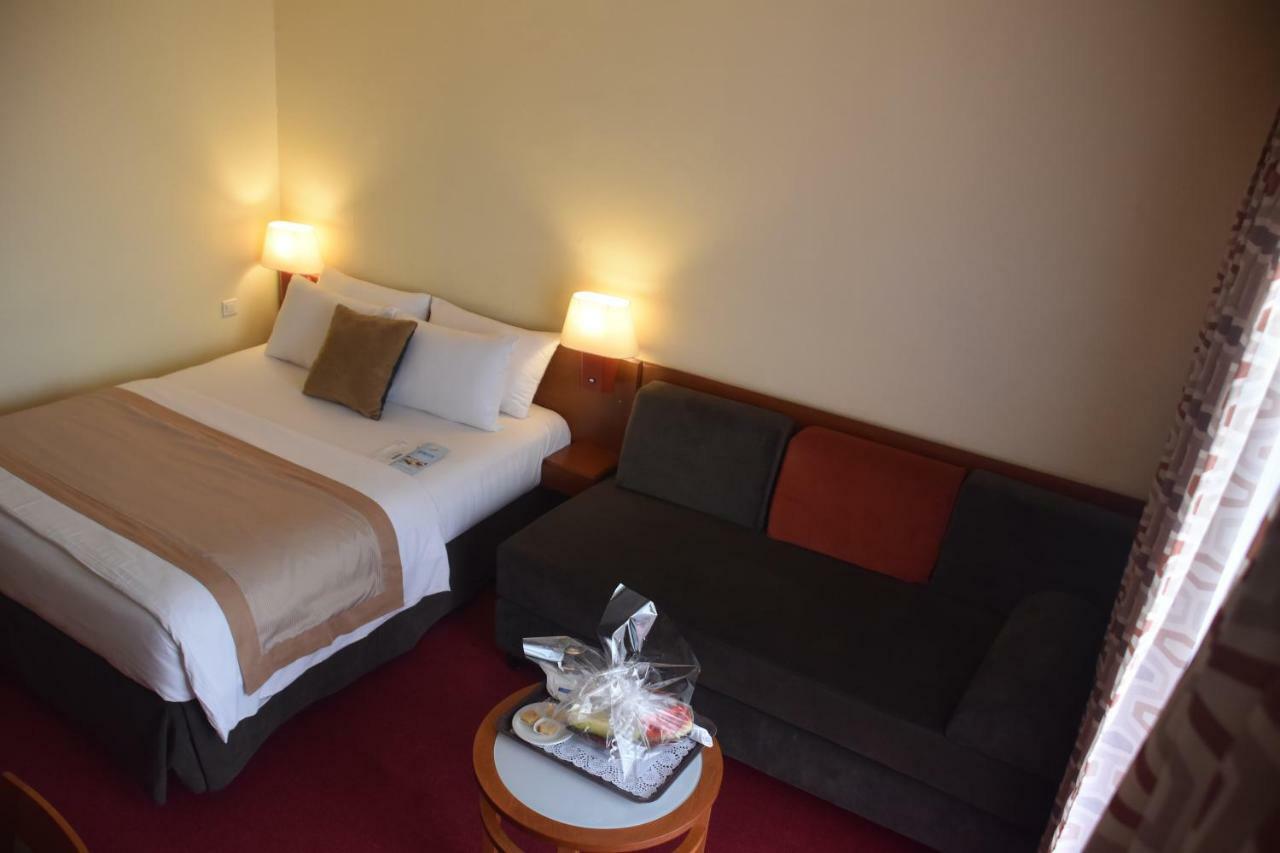 Hotel Sawa Douala Esterno foto