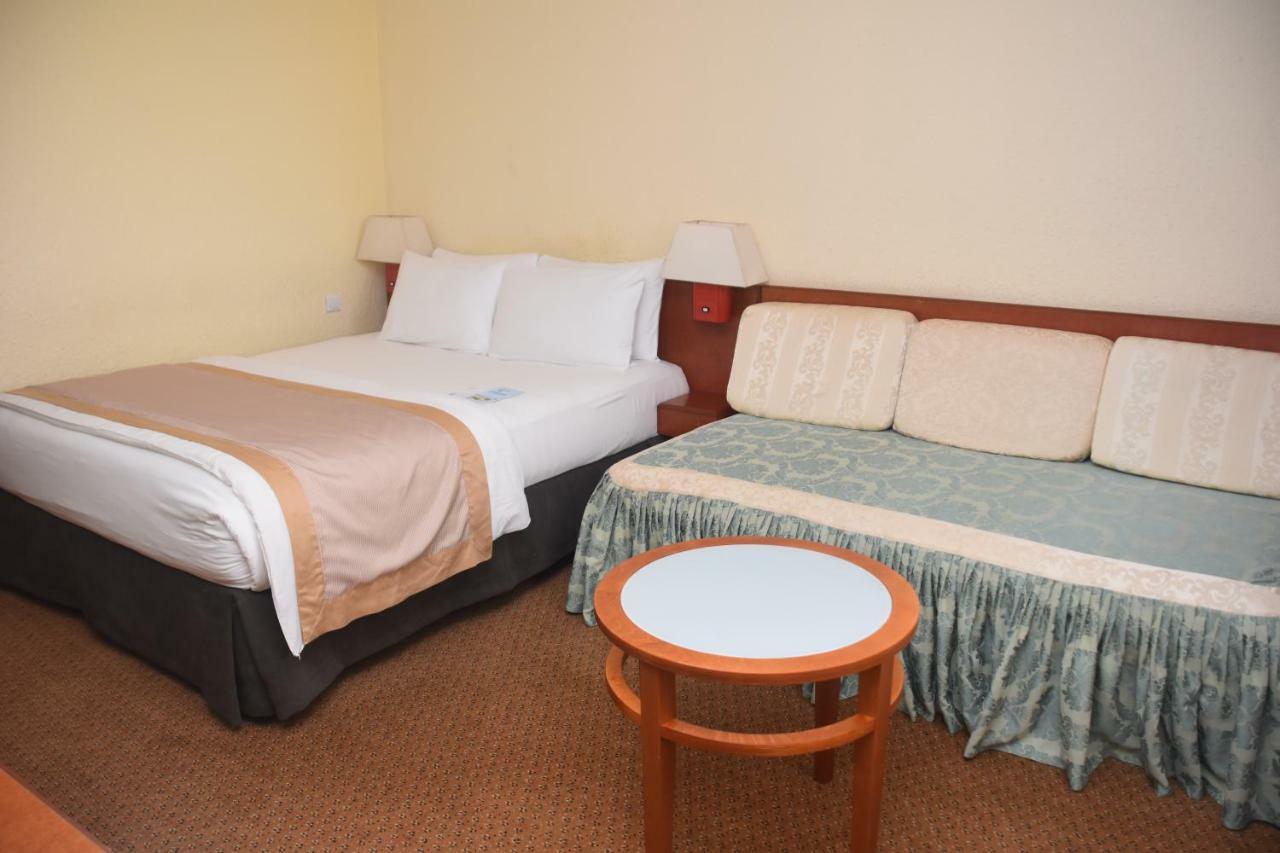 Hotel Sawa Douala Esterno foto
